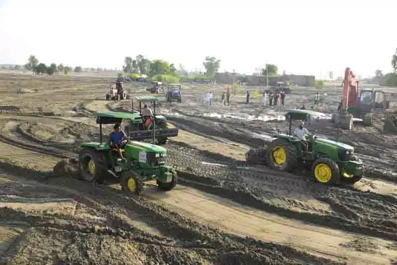 Punjab के बाढ़ प्रभावित किसानों को पांच एकड़ तक के लिए मुफ्त गेहूं के बीज मिलेंगे Punjab के बाढ़ प्रभावित किसानों को पांच एकड़ तक के लिए मुफ्त गेहूं के बीज मिलेंगे