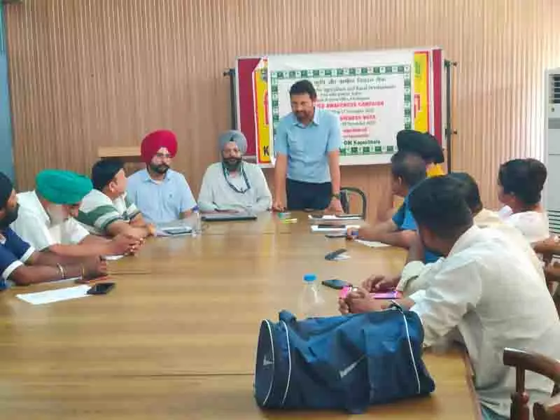 Krishi Vigyan Kendra ने मुर्गी पालन पर एक सप्ताह का प्रशिक्षण कार्यक्रम आयोजित किया Krishi Vigyan Kendra ने मुर्गी पालन पर एक सप्ताह का प्रशिक्षण कार्यक्रम आयोजित किया