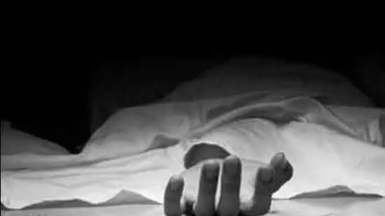 DLF फेज-1 में फोन चार्ज करते समय करंट लगने से व्यक्ति की मौत DLF फेज-1 में फोन चार्ज करते समय करंट लगने से व्यक्ति की मौत