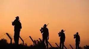 Lucknow: नेपाल में आतंकी गतिविधियों से बढ़ा सुरक्षा अलर्ट Lucknow: नेपाल में आतंकी गतिविधियों से बढ़ा सुरक्षा अलर्ट