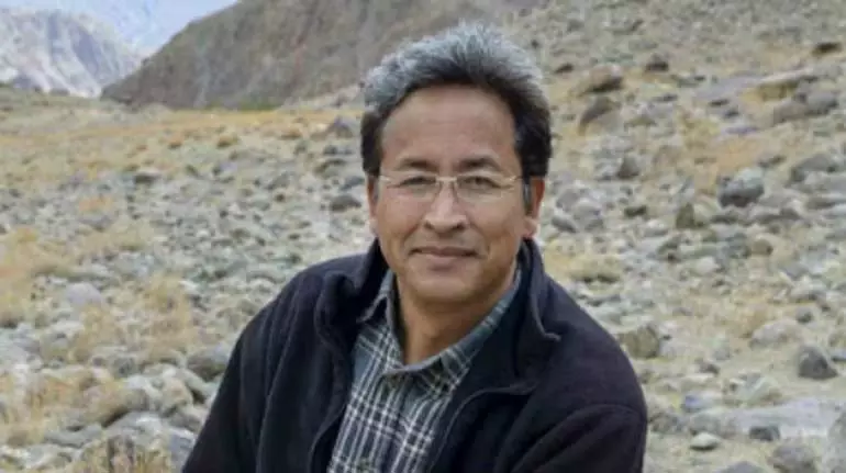 Ladakh अशांति: सोनम वांगचुक के जेल में जाने से स्थिति और बिगड़ सकती Ladakh अशांति: सोनम वांगचुक के जेल में जाने से स्थिति और बिगड़ सकती