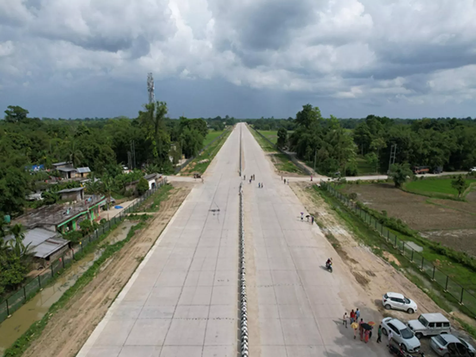 NHAI ने हिमाचल में राष्ट्रीय राजमार्ग परियोजनाओं की वन मंजूरी में अनियमितताओं की खबरों का खंडन किया NHAI ने हिमाचल में राष्ट्रीय राजमार्ग परियोजनाओं की वन मंजूरी में अनियमितताओं की खबरों का खंडन किया