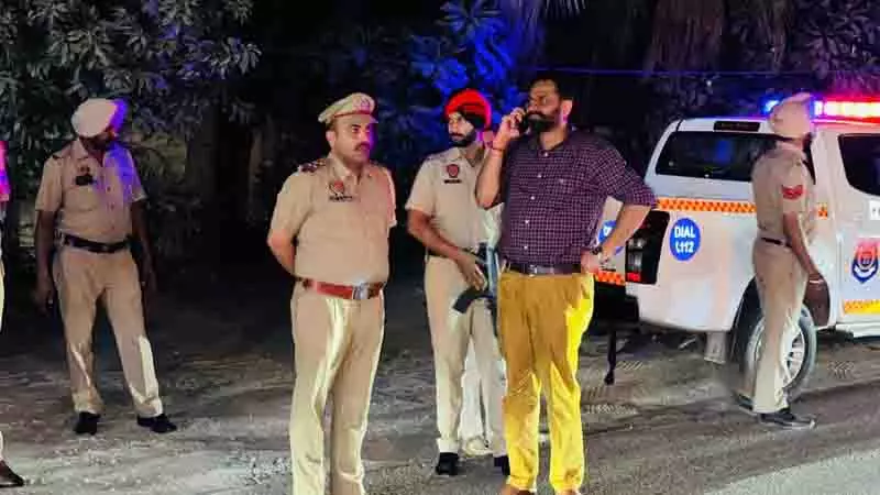 Ludhiana: नशे में वाहन चलाने के खिलाफ अभियान के दौरान 156 वाहनों की जांच की गई Ludhiana: नशे में वाहन चलाने के खिलाफ अभियान के दौरान 156 वाहनों की जांच की गई