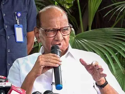 Sharad Pawar ने सरकार को शाही शिष्टाचार पर नहीं, बल्कि पंचनामा पर ध्यान देने की सलाह दी Sharad Pawar ने सरकार को शाही शिष्टाचार पर नहीं, बल्कि पंचनामा पर ध्यान देने की सलाह दी