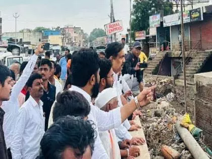 Jayant Patil ने किसानों के लिए 50,000 रुपये प्रति एकड़ सहायता की मांग की Jayant Patil ने किसानों के लिए 50,000 रुपये प्रति एकड़ सहायता की मांग की