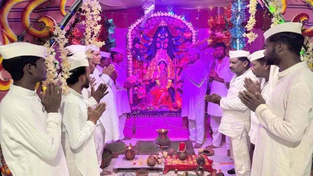 रायपुर सेंट्रल जेल में नवरात्रि का भव्य आयोजन, 802 बंदियों ने रखा व्रत रायपुर सेंट्रल जेल में नवरात्रि का भव्य आयोजन, 802 बंदियों ने रखा व्रत
