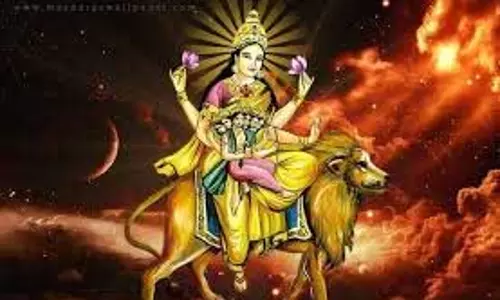 Shardiya Navratri 2025 Day 5:जानिए शारदीय नवरात्रि के पांचवें दिन स्कंदमाता की पूजा विधि, प्रिय प्रसाद और शुभ रंग Shardiya Navratri 2025 Day 5:जानिए शारदीय नवरात्रि के पांचवें दिन स्कंदमाता की पूजा विधि, प्रिय प्रसाद और शुभ रंग