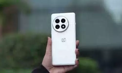 OnePlus 15: आ रहा है ये दमदार फोन, लॉन्च से पहले फीचर्स कंफर्म OnePlus 15: आ रहा है ये दमदार फोन, लॉन्च से पहले फीचर्स कंफर्म