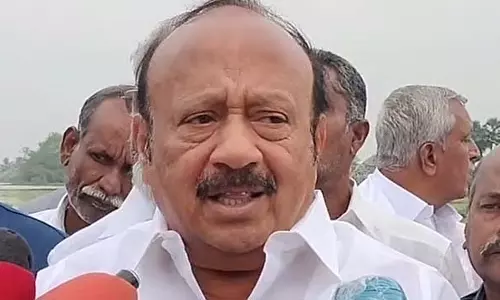 कृषि व्यवसाय महोत्सव कल से शुरू: मंत्री ने किसानों से मुलाकात की