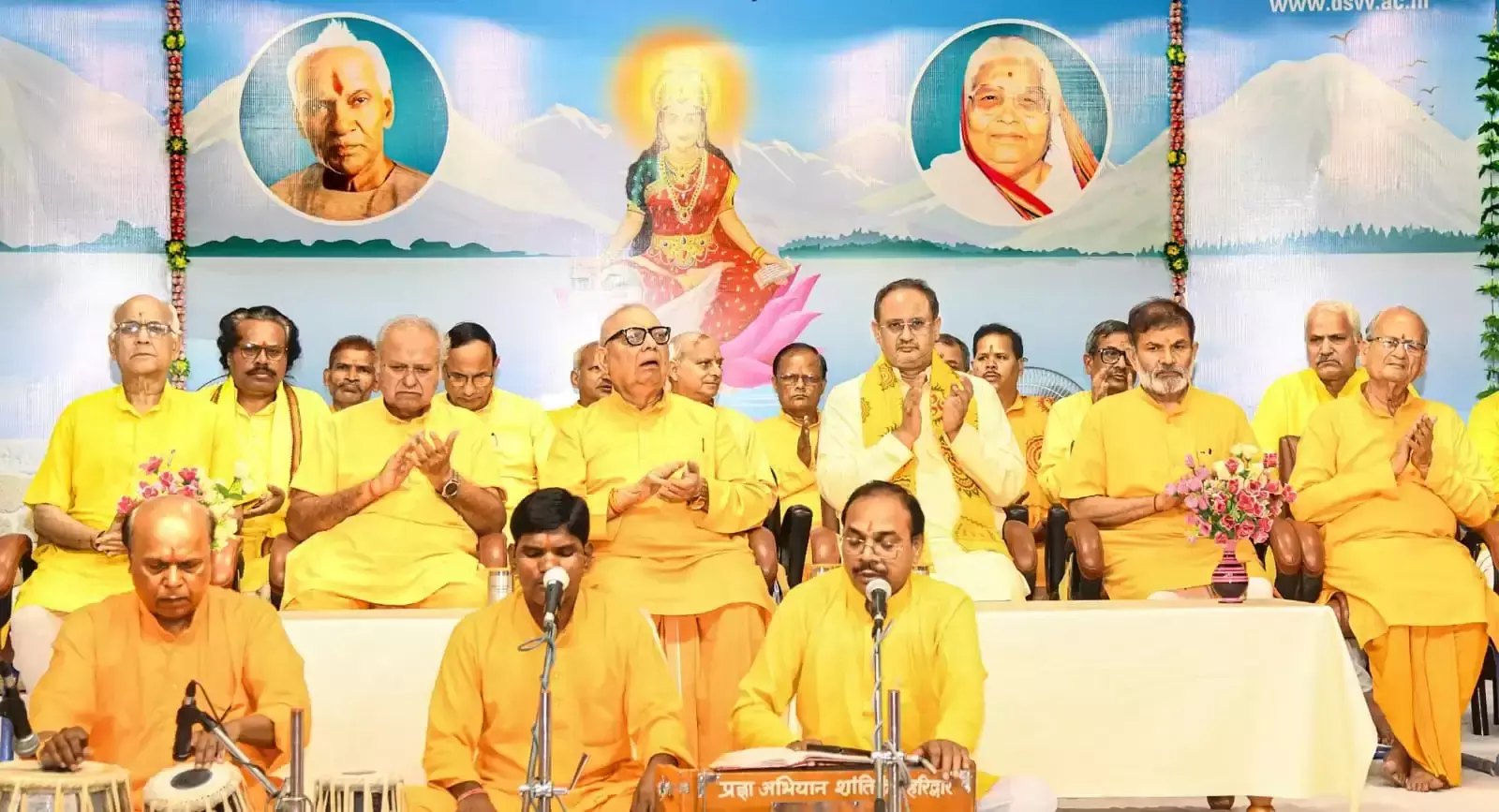 Haridwar: नवरात्र में साधना से खुलते हैं आत्मिक प्रगति के द्वार: डॉ. चिन्मय Haridwar: नवरात्र में साधना से खुलते हैं आत्मिक प्रगति के द्वार: डॉ. चिन्मय