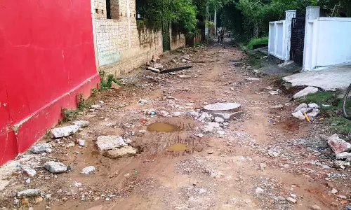 New Tehri: सड़क बदहाल, प्रशासन से दुरुस्ती की अपील
