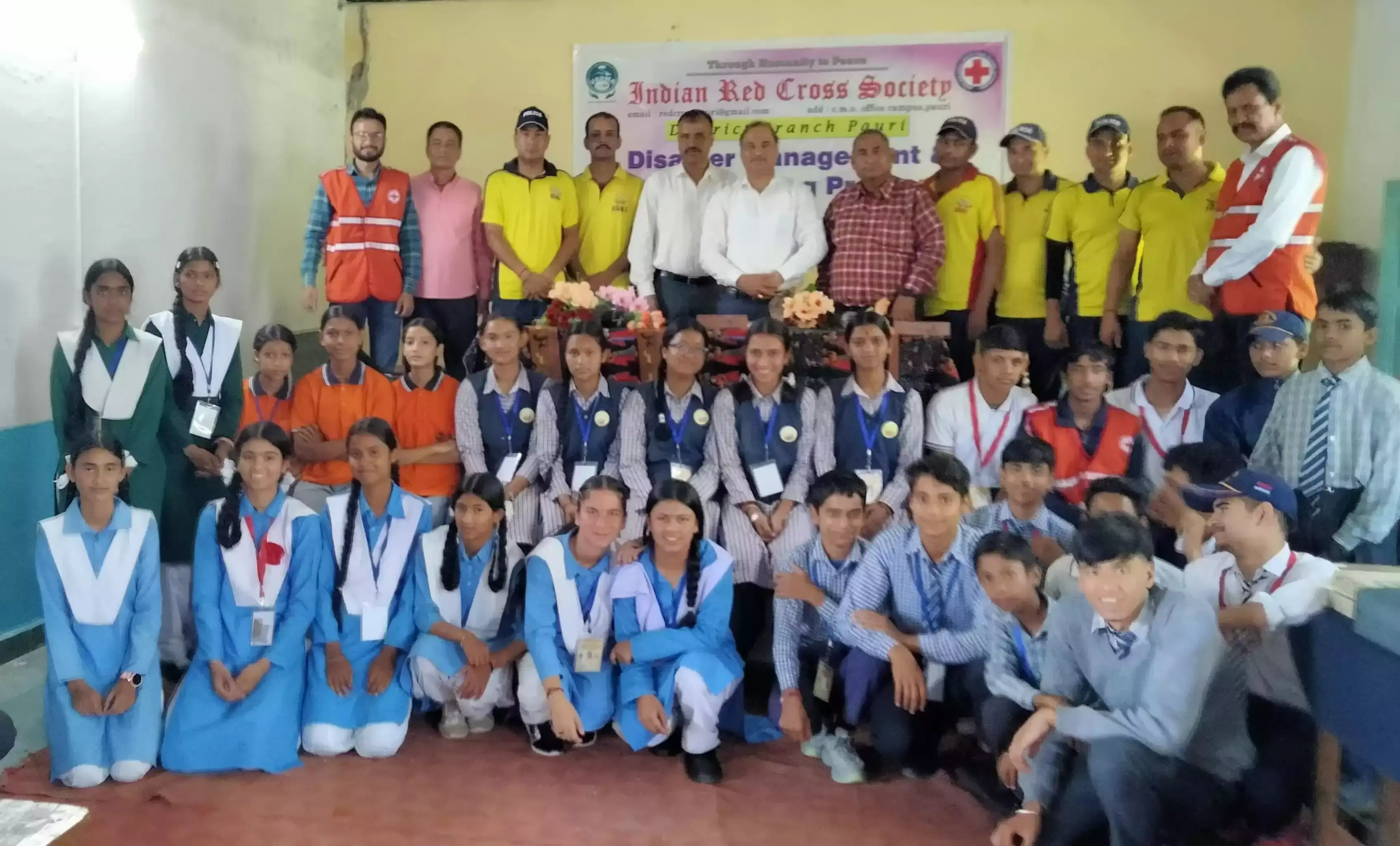 Pauri Garhwal: प्रशिक्षण में छात्रों ने राहत और बचाव तकनीकें सीखी Pauri Garhwal: प्रशिक्षण में छात्रों ने राहत और बचाव तकनीकें सीखी