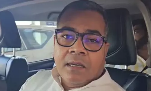 एनडीए सरकार लगातार महिलाओं के साथ खड़ी है : अरुण भारती एनडीए सरकार लगातार महिलाओं के साथ खड़ी है : अरुण भारती