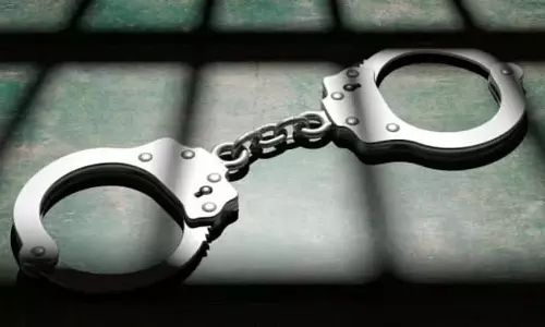 UP ; जंगल में ई-रिक्शा चालक की हत्या के आरोप में 11वीं कक्षा का छात्र गिरफ्तार