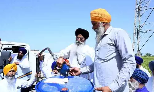 SGPC प्रमुख ने बाढ़ की तबाही के लिए सरकार की ‘लापरवाही’ को जिम्मेदार ठहराया SGPC प्रमुख ने बाढ़ की तबाही के लिए सरकार की ‘लापरवाही’ को जिम्मेदार ठहराया
