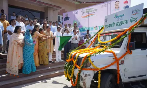 RRR मोबाइल वैन की शुरुआत, स्वच्छता ही सेवा अभियान के तहत RRR मोबाइल वैन की शुरुआत, स्वच्छता ही सेवा अभियान के तहत