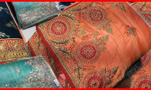 महिला के साथ हुई मारपीट, दुकान मालिक ने उठाया ऐसा कदम