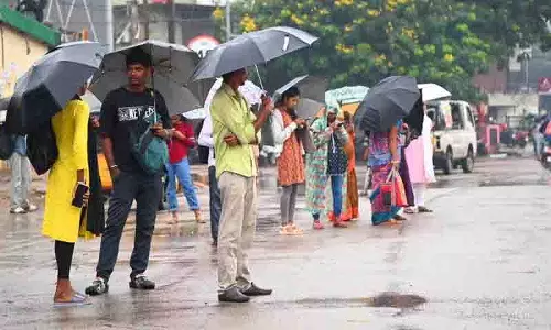 IMD हैदराबाद ने तेलंगाना में अत्यधिक भारी वर्षा के लिए रेड अलर्ट जारी किया IMD हैदराबाद ने तेलंगाना में अत्यधिक भारी वर्षा के लिए रेड अलर्ट जारी किया