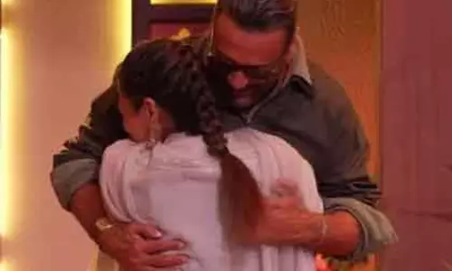 Jackie Shroff की छोरियां चलाने की कला ने सबको चौंका दिया