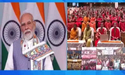 PM Modi की बिहार महिला संपर्क यात्रा: स्नेहपूर्ण बातचीत से उत्सव की भावना तक