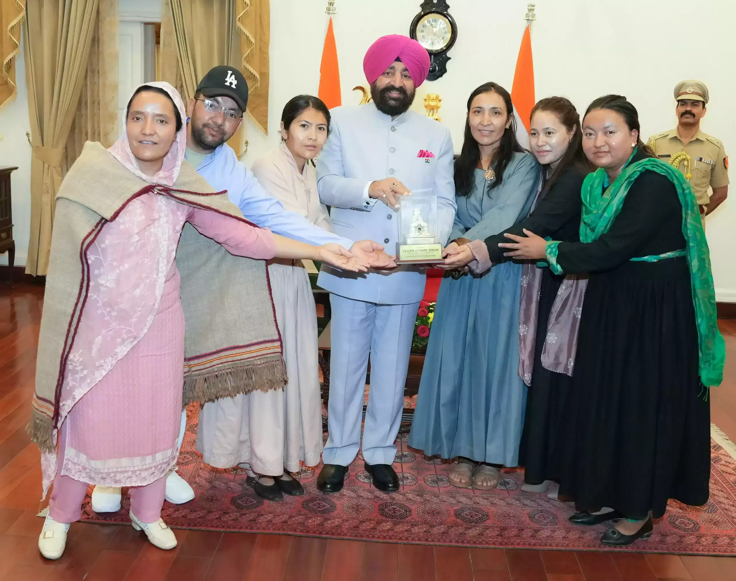 Dehradun: राज्यपाल ने नई ट्रेन के परिचालन का स्वागत किया Dehradun: राज्यपाल ने नई ट्रेन के परिचालन का स्वागत किया