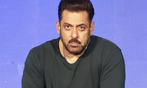 Salman Khan की शो में अशनीर ग्रोवर की संभावित एंट्री Salman Khan की शो में अशनीर ग्रोवर की संभावित एंट्री