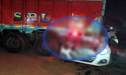 NH-18 पर भीषण सड़क हादसा: ट्रक और कार की भिड़ंत में मां-बेटी समेत तीन की मौत