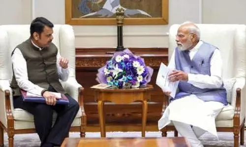 CM Fadnavis ने पीएम मोदी के साथ 1 घंटे की चर्चा का खुलासा किया