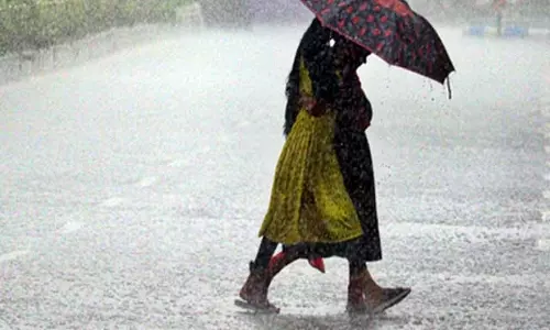 ओडिशा में भारी बारिश, आईएमडी ने रेड अलर्ट जारी किया