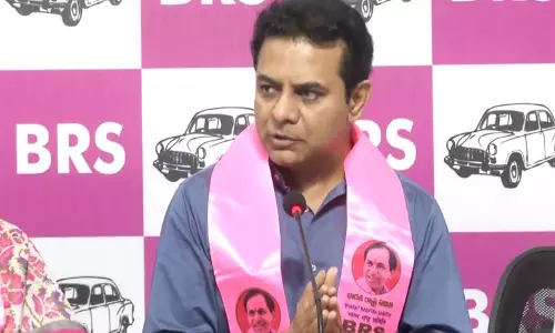 रेवंत रेड्डी के लापरवाह, अहंकारी, तानाशाही फैसले से तेलंगाना की जनता पर 15,000 करोड़ रुपये का बोझ: KTR रेवंत रेड्डी के लापरवाह, अहंकारी, तानाशाही फैसले से तेलंगाना की जनता पर 15,000 करोड़ रुपये का बोझ: KTR