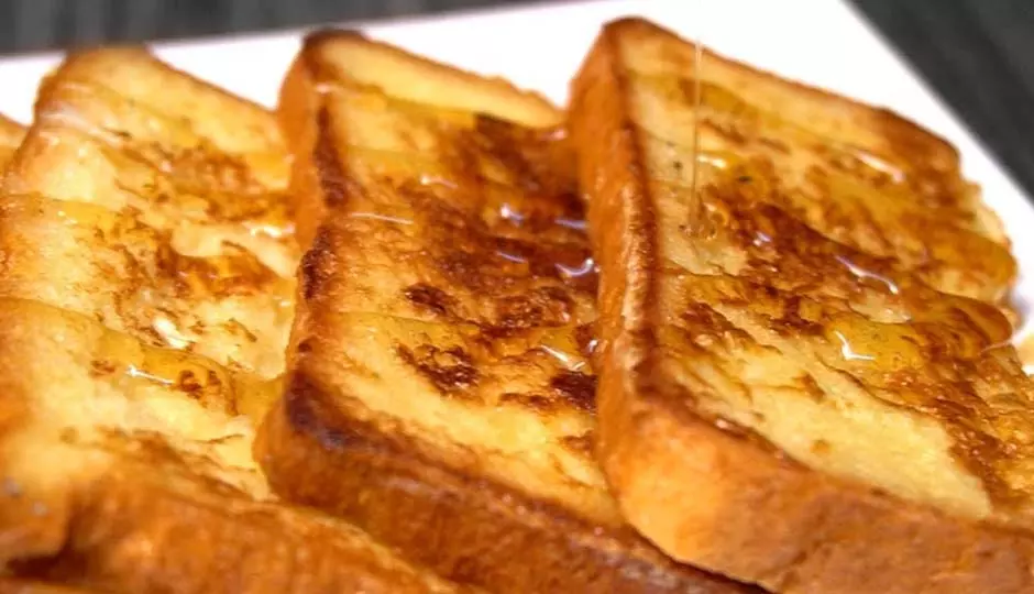 Sweet French Toast: एक बेहतरीन नाश्ता रेसिपी Sweet French Toast: एक बेहतरीन नाश्ता रेसिपी