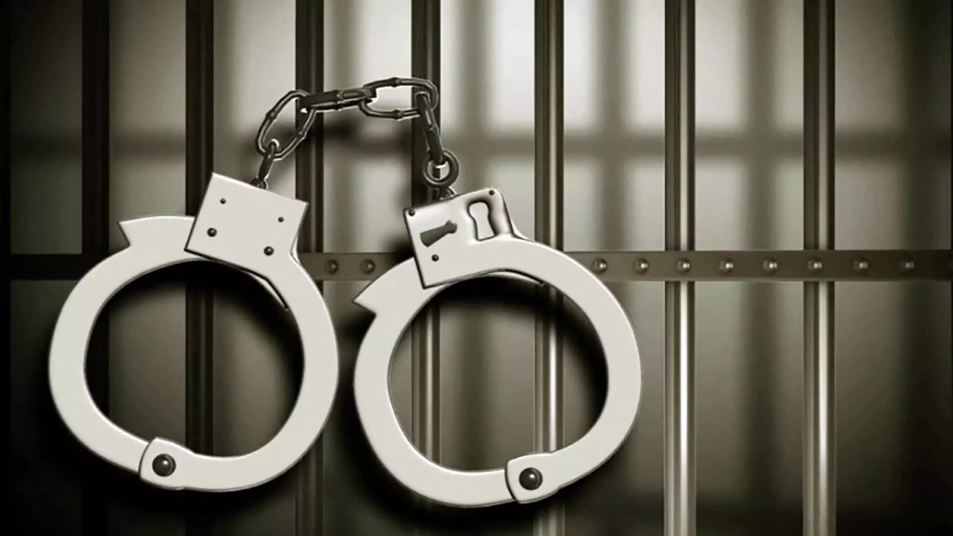 पुलिस की स्पेशल टीम ने हाशिम गैंग के गैंगस्टर को किया गिरफ्तार पुलिस की स्पेशल टीम ने हाशिम गैंग के गैंगस्टर को किया गिरफ्तार