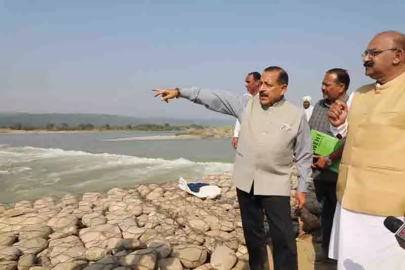 केंद्रीय मंत्री ने बाढ़ के लिए Punjab के अधिकारियों को जिम्मेदार ठहराया केंद्रीय मंत्री ने बाढ़ के लिए Punjab के अधिकारियों को जिम्मेदार ठहराया