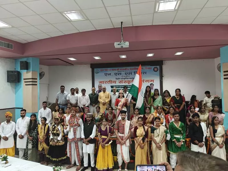 पीडब्ल्यूडी मंत्री ने कहा, NSS युवा मस्तिष्क को आकार दे रहा है पीडब्ल्यूडी मंत्री ने कहा, NSS युवा मस्तिष्क को आकार दे रहा है