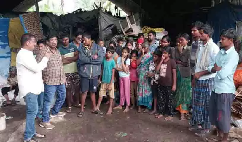 मूसी नदी में उफान, बाढ़ के खतरे के बीच GHMC ने 55 लोगों को निकाला मूसी नदी में उफान, बाढ़ के खतरे के बीच GHMC ने 55 लोगों को निकाला