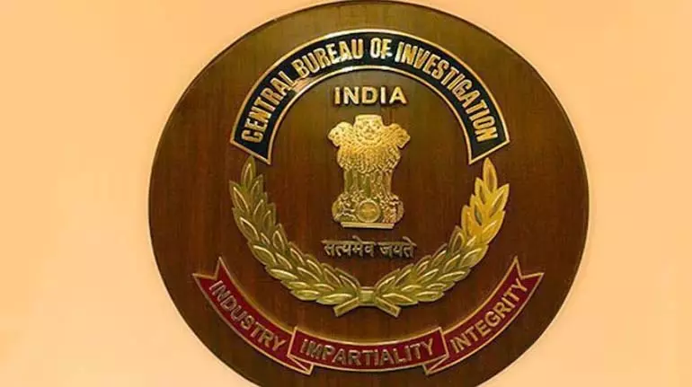 बिल्डरों और वित्तीय संस्थानों के अधिकारियों के गठजोड़ पर CBI की कार्रवाई बिल्डरों और वित्तीय संस्थानों के अधिकारियों के गठजोड़ पर CBI की कार्रवाई
