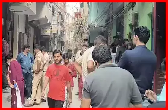 डबल मर्डर से सनसनी, शख्स ने अपनी पत्नी और बेटे को बनाया निशाना डबल मर्डर से सनसनी, शख्स ने अपनी पत्नी और बेटे को बनाया निशाना
