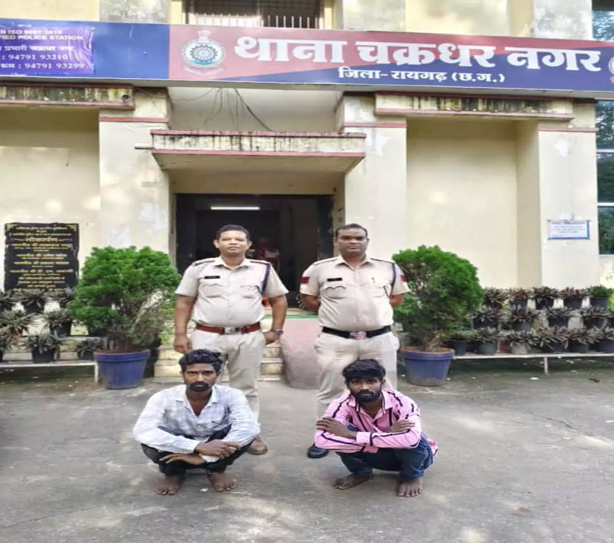 नशीली इंजेक्शन सप्लाई सिंडीकेट का भंडाफोड़, ओडिशा के दो सप्लायर गिरफ्तार नशीली इंजेक्शन सप्लाई सिंडीकेट का भंडाफोड़, ओडिशा के दो सप्लायर गिरफ्तार