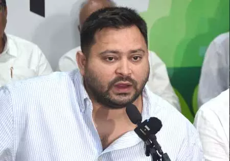 तेजस्वी यादव ने एनडीए पर किया हमला, अति पिछड़ा समाज को बताया पावर बैंक तेजस्वी यादव ने एनडीए पर किया हमला, अति पिछड़ा समाज को बताया पावर बैंक