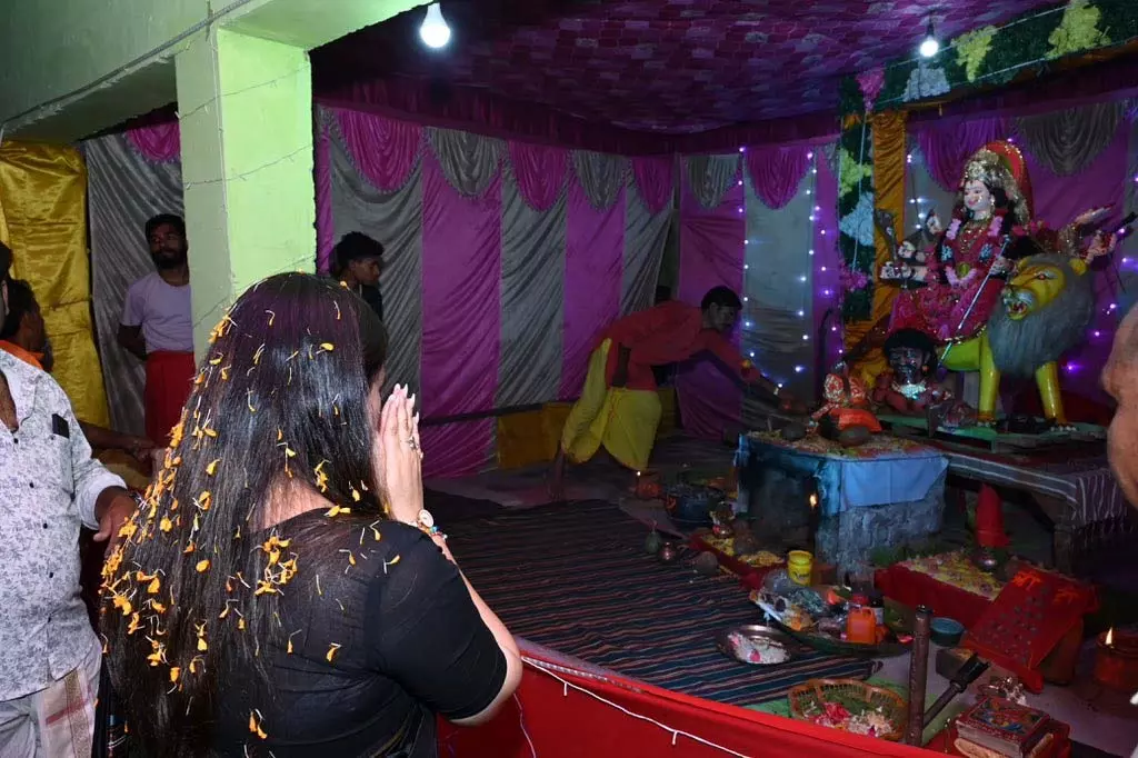 पंडरिया विधायक भावना बोहरा ने नवरात्रि पर्व पर किया माता रानी का पूजन पंडरिया विधायक भावना बोहरा ने नवरात्रि पर्व पर किया माता रानी का पूजन
