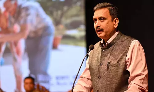 पिंपरी-चिंचवाड़ पुलिस सुरक्षा एवं साइबर अपराध जागरूकता बैठक में 1,200 से अधिक वरिष्ठ नागरिक शामिल हुए