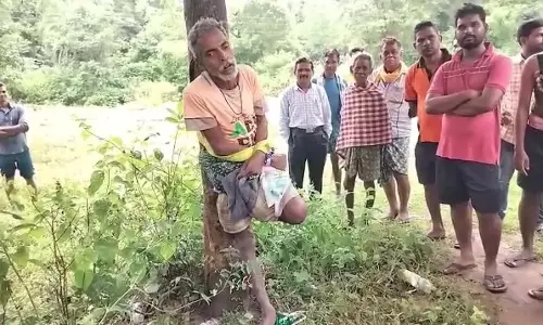 Odisha : अंगुल में चाचा ने युवक की पीट-पीटकर हत्या की Odisha : अंगुल में चाचा ने युवक की पीट-पीटकर हत्या की