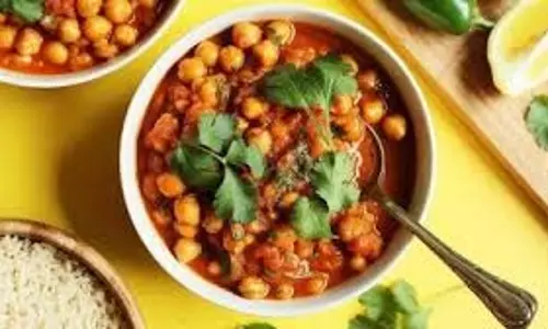 Chana Masala Recipe: कन्या पूजन स्पेशल चना मसाला, बिना लहसुन-प्याज के बनाएं