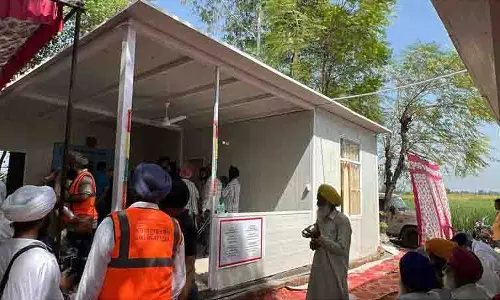 आपदा प्रभावित क्षेत्रों के लिए प्रीफैब घरों का मॉडल: Amritsar DC आपदा प्रभावित क्षेत्रों के लिए प्रीफैब घरों का मॉडल: Amritsar DC