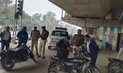 किन्नौर में 5,557 चालान जारी, DC ने जनता से नियमों का पालन करने का आग्रह किया किन्नौर में 5,557 चालान जारी, DC ने जनता से नियमों का पालन करने का आग्रह किया