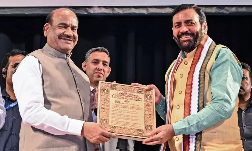 Haryana : ओम बिरला ने दो दिवसीय विधायी प्रारूपण कार्यशाला का उद्घाटन किया Haryana : ओम बिरला ने दो दिवसीय विधायी प्रारूपण कार्यशाला का उद्घाटन किया