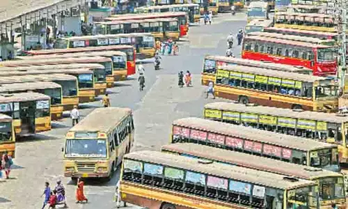 Chennai के निवासियों ने कई इलाकों में जलभराव और दूषित पानी की शिकायत की
