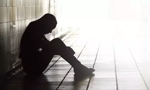 Haryana : प्रभावशाली व्यक्ति का पीछा करने के आरोप में पुलिसकर्मी निलंबित Haryana : प्रभावशाली व्यक्ति का पीछा करने के आरोप में पुलिसकर्मी निलंबित