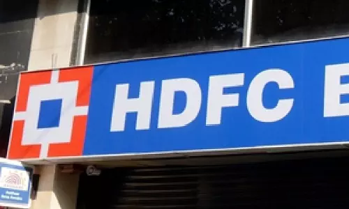 एचडीएफसी बैंक की दुबई शाखा में ग्राहक जोड़ने पर रोक