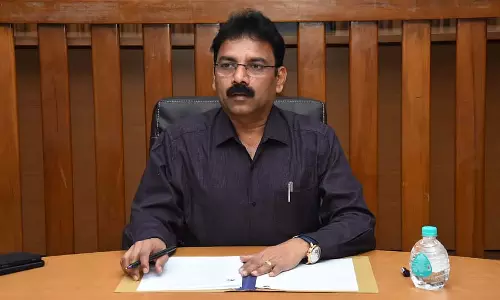 सर्वेक्षण न कराने वालों को नोटिस जारी करें: जिला कलेक्टर